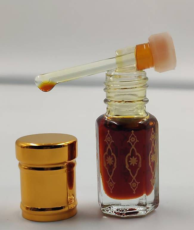 أدهان العود