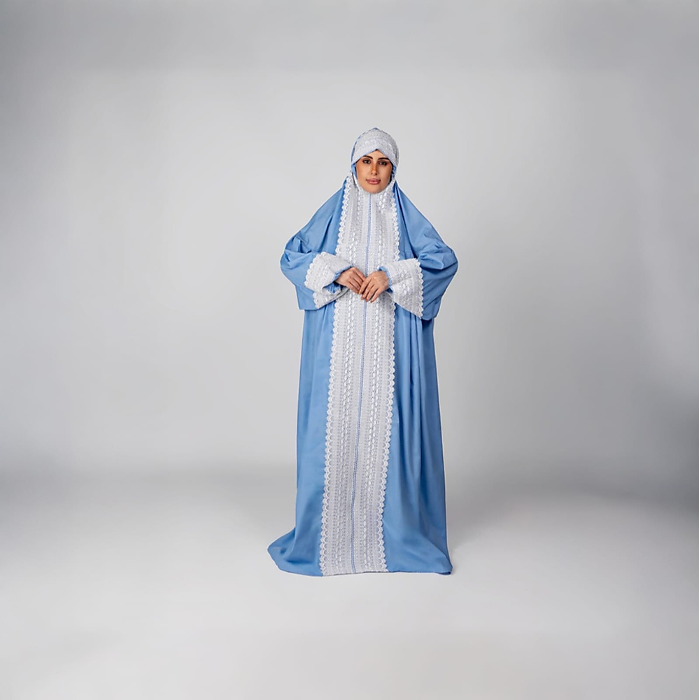 أثواب فاخرة