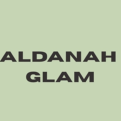 عبايات ملونة