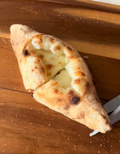 فطائر تركية بعجينة الساوردو