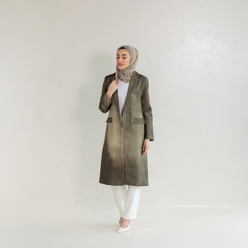 جاكيتات ومعاطف