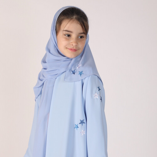 عبايات الفتيات