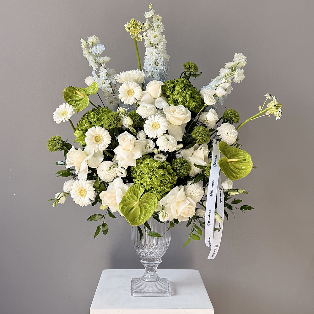 Premium vases
