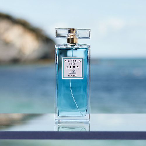 عطور لها