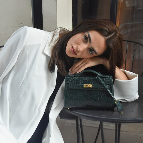 Your bag is not just an accessory, but a signature that reflects your taste and elegance.