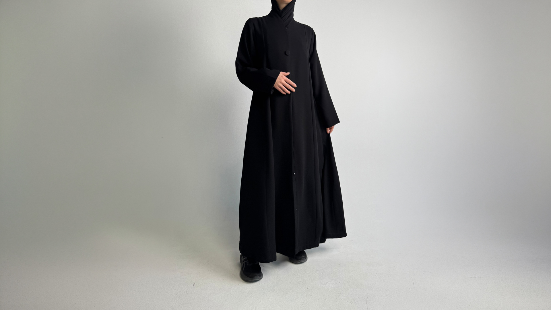 حكاية كاريزما: حيث تكتمل تفاصيل أناقتك