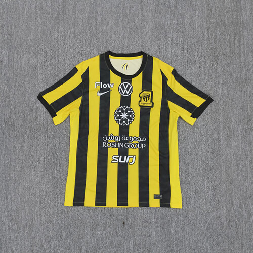 الاتحاد السعودي - التيشيرت الأساسي
