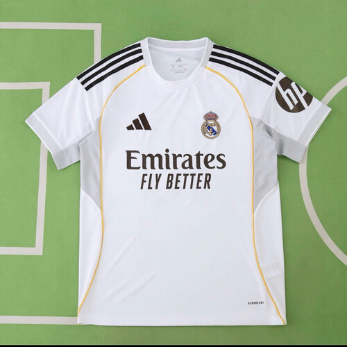 ريال مدريد - التيشيرت الأساسي 2025-26