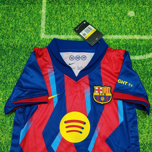 برشلونة - الطقم الرابع ( للاطفال) 2025/26