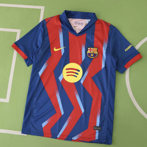 برشلونة - التيشيرت الرابع 25/26