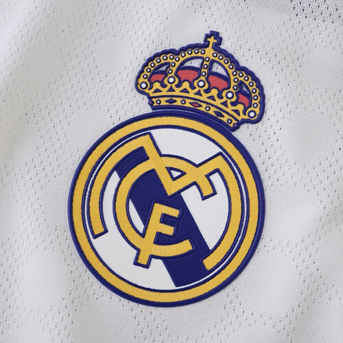 ريال مدريد - نسخة اللاعبين 25/26 الاساسي