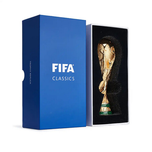 نسخة مرخصة لكأس بطولة كأس العالم فيفا