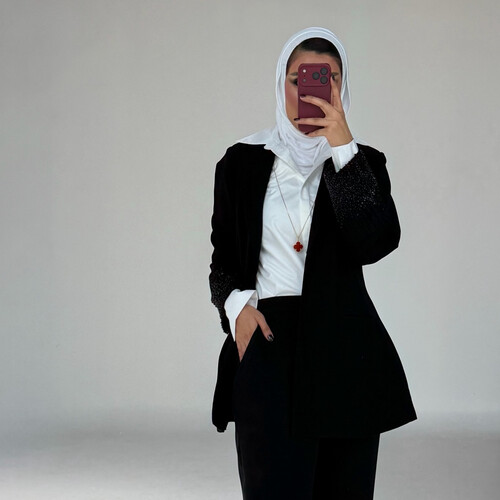 بليزر اسود