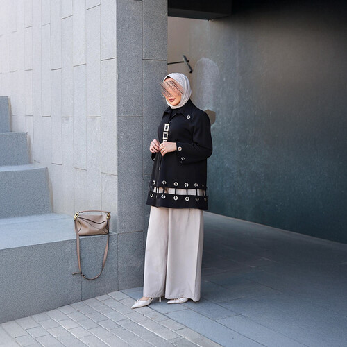 قميص أسود بحلقات سلفر أنيق ومميز