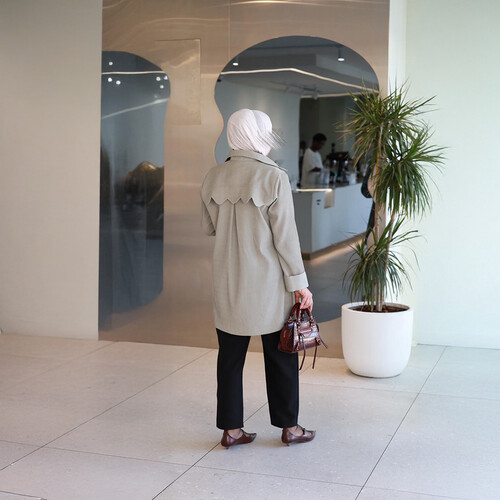 قميص بلون olive أنيق وراقي