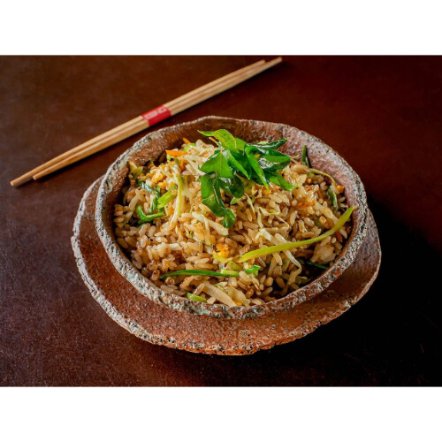 أرز مقلي مشكل بالخضروات