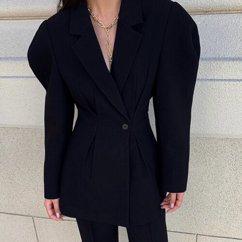 puffy shoulder blazer