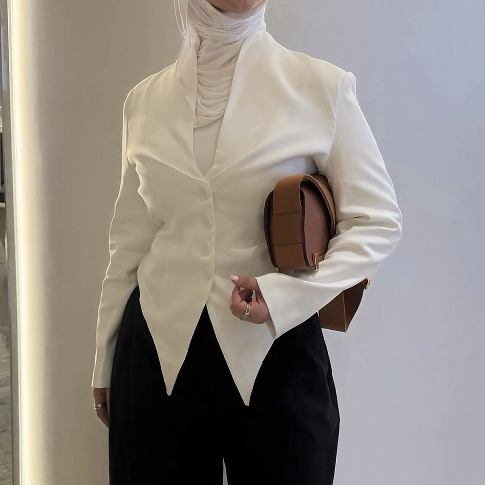 elegant V white top