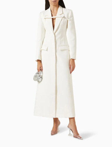 White long blazer with one belt