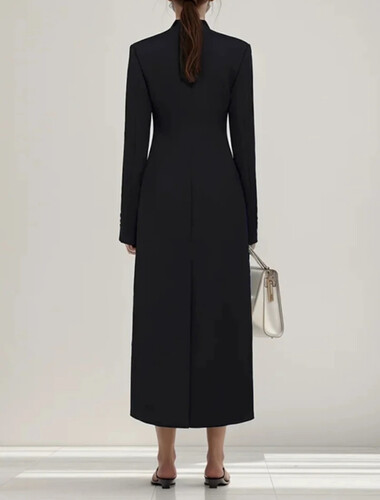 Long black blazer with one belt