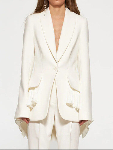 End ruffle white blazer