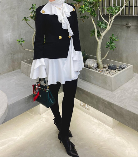 Black and white ruffle blazer