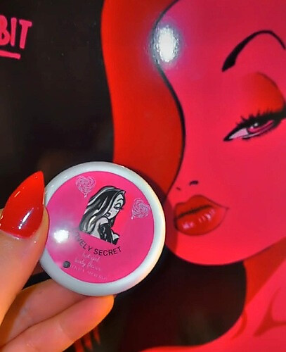 نكهه هوت غيرل