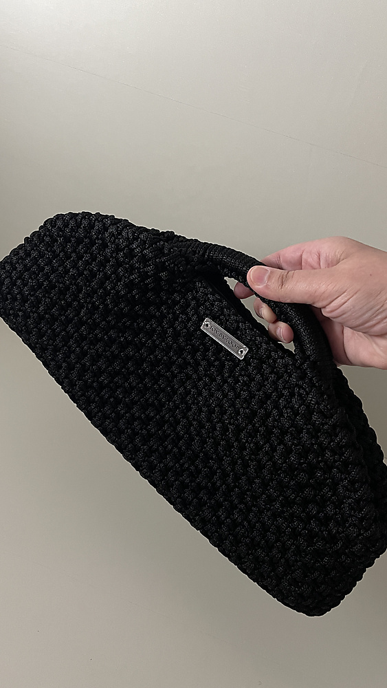 Midnight clutch