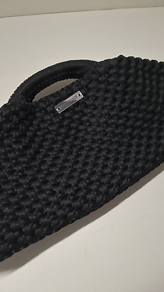 Midnight clutch
