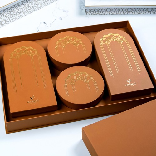 Verrocci Chocolate Luxury Honey Box – Mixed Chocolate Selection