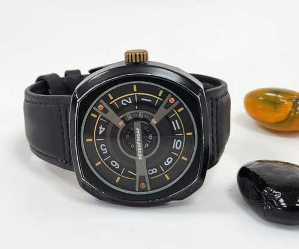 Used Men Watch Brands Seven Friday     SKU-2145