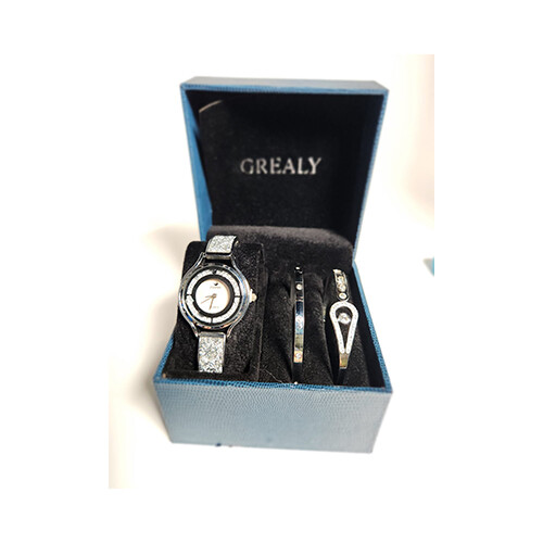 Girls Casual New Design Watches - for All Ages             SKU-1065