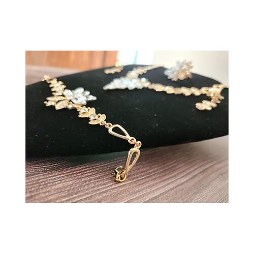 Necklace Set Gold with Dimainds              SKU-2020