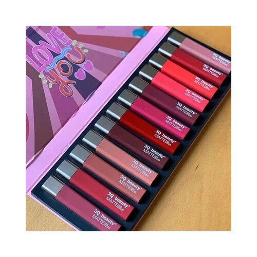 3Q Beauty Mat LIP Gloss Gir - Style             SKU-1511