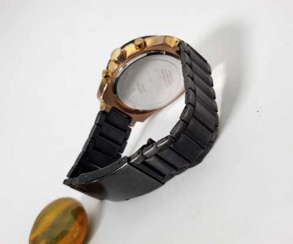 Used Men Watch Brands Guess     SKU-2125