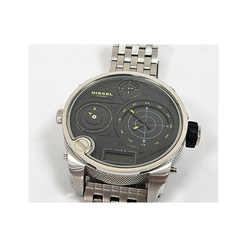 Used Men Watch Brand Desel     SKU-2098