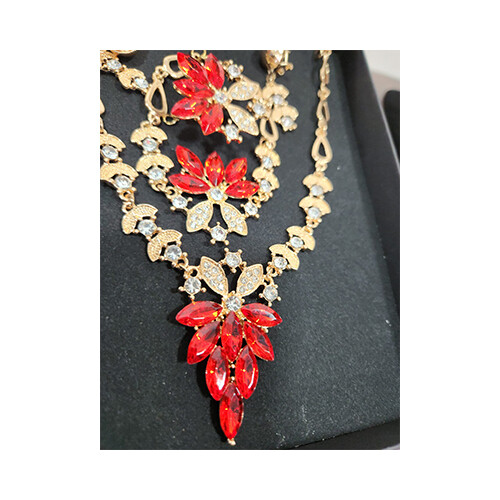 Necklace Set Gold With Red  Diamonds leaves and rigns Set             SKU-2027