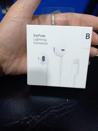 Earpods lightning connector SKU-6011
