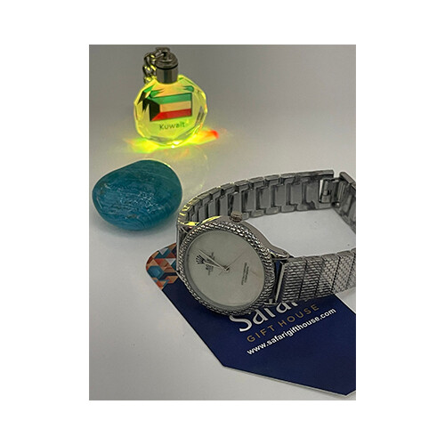 Brand Watchs - Master Copy Men Women in One Watches Box             SKU-1448