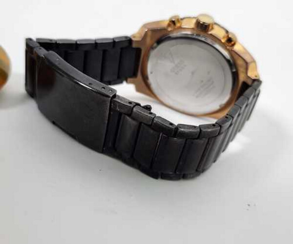 Used Men Watch Brands Guess     SKU-2125