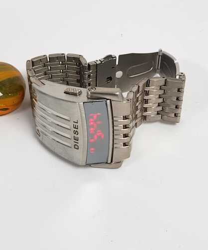 Used Men Watch Brands  Diesel Digital Silver    SKU-2132