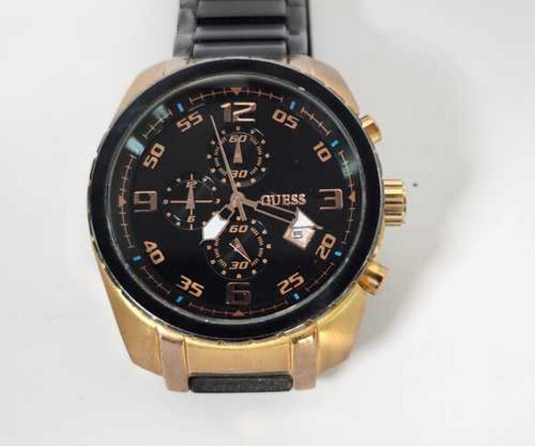 Used Men Watch Brands Guess     SKU-2125