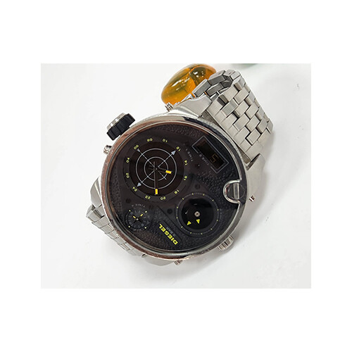 Used Men Watch Brand Desel     SKU-2098