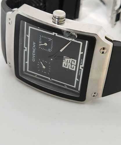 Used Women Watch Brands Givenchy    SKU-2114