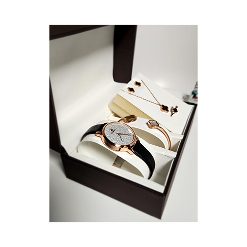 Girls Casual New Design Watches - for All Ages             SKU-1068