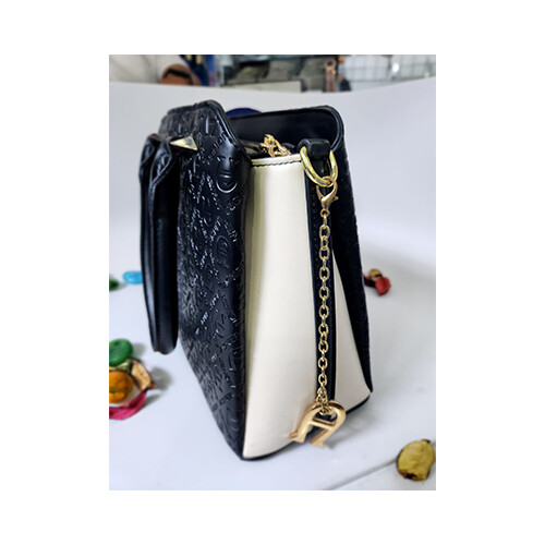 Aigner Black Ladies hand Bag             SKU-1217