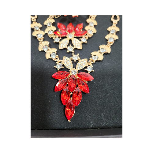 Necklace Set Gold With Red  Diamonds leaves and rigns Set             SKU-2027
