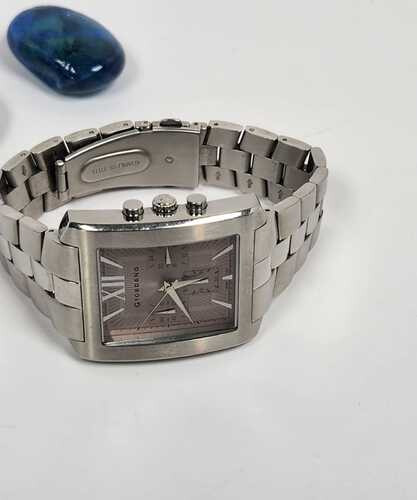 Used Men Watch Brands GIORDANO     SKU-2136