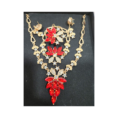 Necklace Set Gold With Red  Diamonds leaves and rigns Set             SKU-2027
