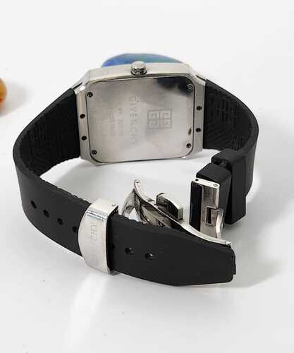 Used Women Watch Brands Givenchy    SKU-2114